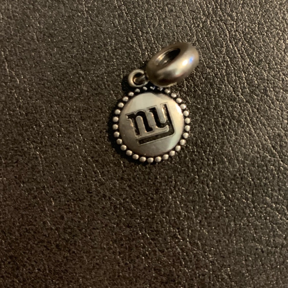 NY giants pandora charm